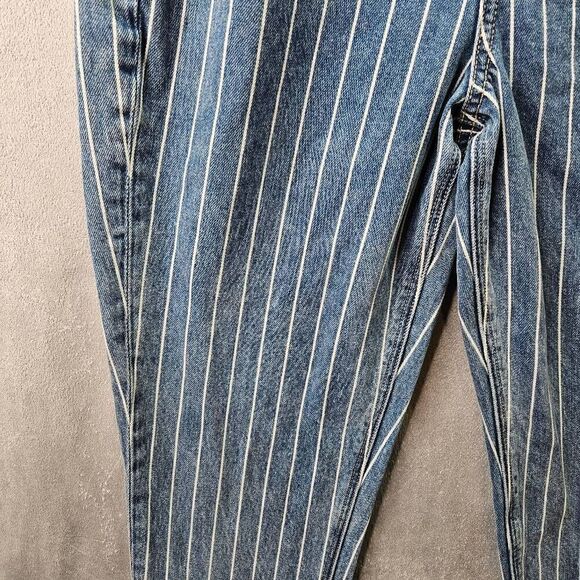 American Eagle Jeans Womens Sz 4 Blue Pin Stripe Straight Leg Denim - Picture 2 of 11